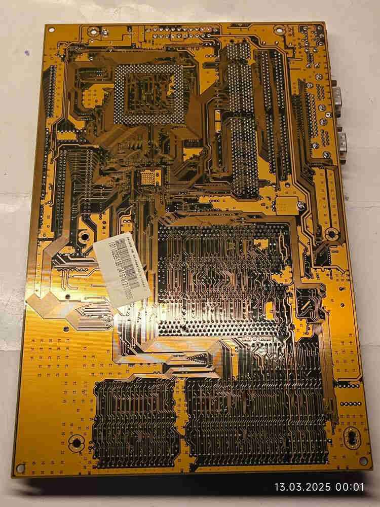 Vintage Gigabyte GA-586STX2 Motherboard with CPU and 128MB RAM