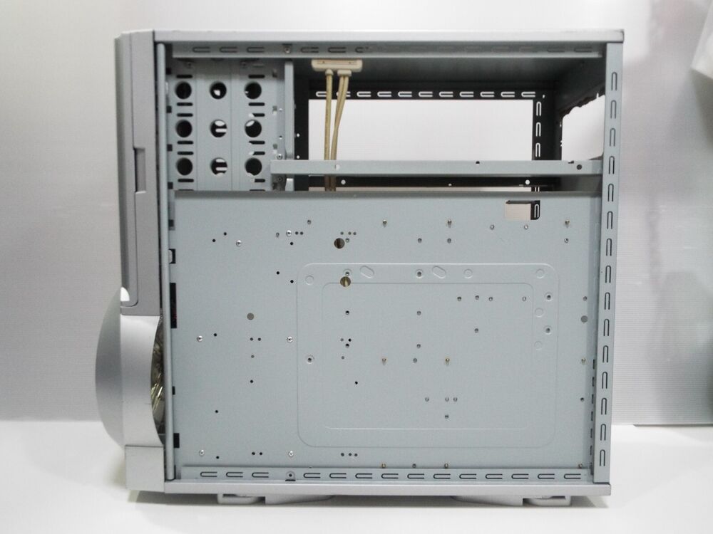 XClio A380 Engine Mid Tower Gaming Case - Silver Side Acrylic