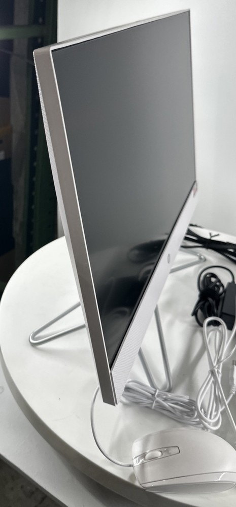 HP 24-dd0017c 23.8" All-in-One PC with AMD Ryzen 3, 512GB SSD, 8GB RAM