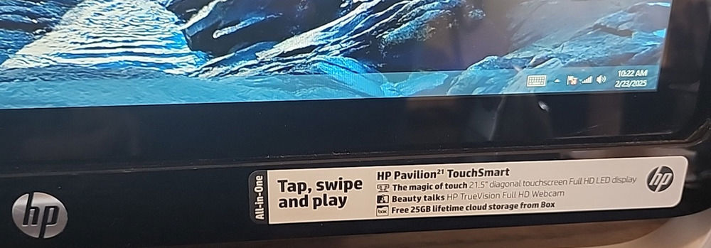 HP Pavilion 21 All-in-One PC with Large Display, Windows 8.1, Upgradable
