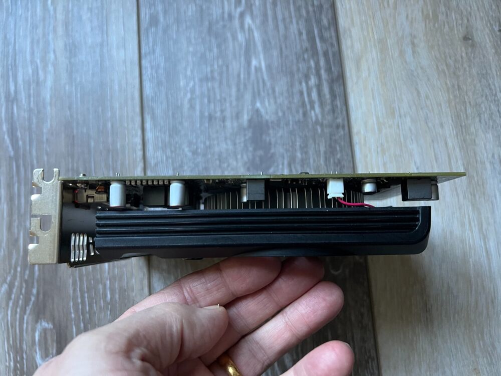 MSI R7 240 2GD5 Graphics Card - Like New Condition