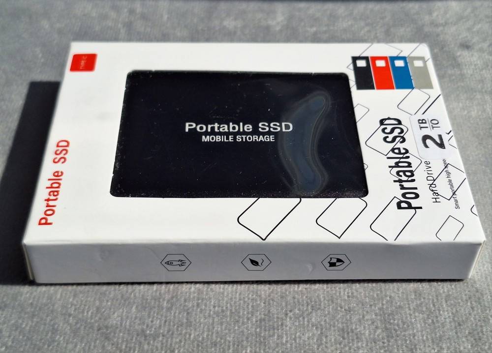 2TB Portable External Hard Drive with USB 3.1 Type-C Connectivity