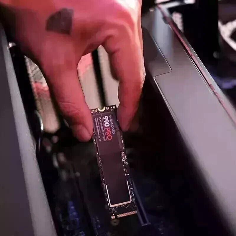 High-Speed 4TB M.2 NVMe PCIe 4.0 SSD | 7300MB/s