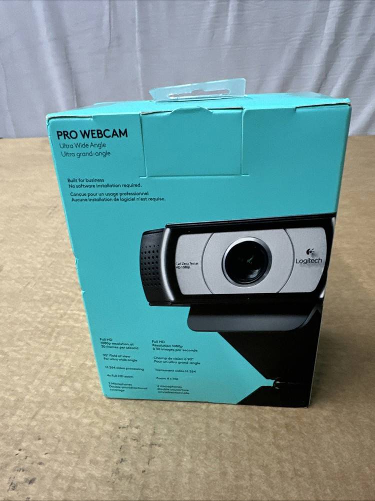 Logitech Pro Ultra Wide Angle HD Webcam - Black Edition