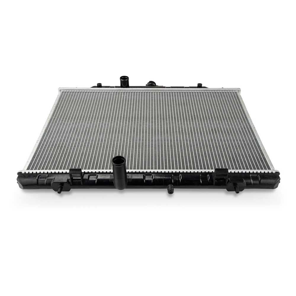 Aluminum Radiator for Nissan Rogue Models 2008-2015