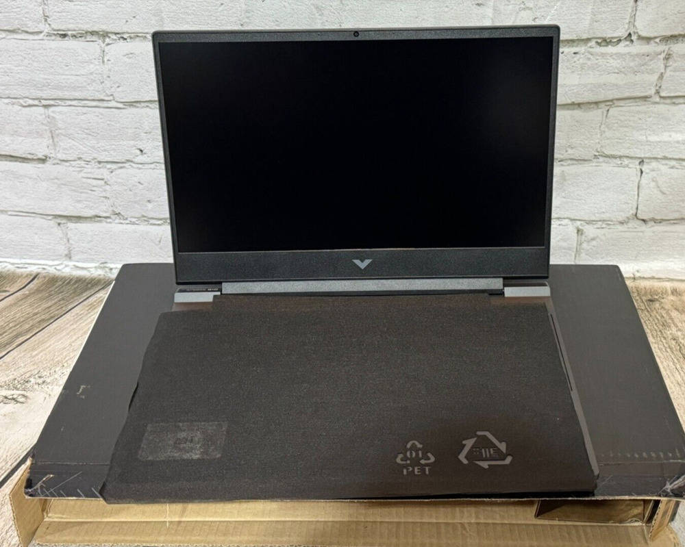 HP Victus 15.6 Gaming Laptop with AMD Ryzen 5-7535HS, Radeon RX 6550M