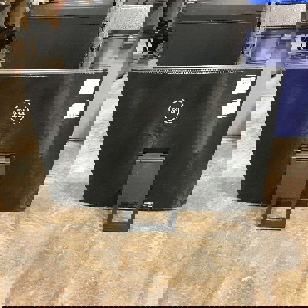 Dell Inspiron 3475 AIO 24" AMD A9-9425, Radeon R5, 3.10GHz, 8GB RAM, 256GB SSD