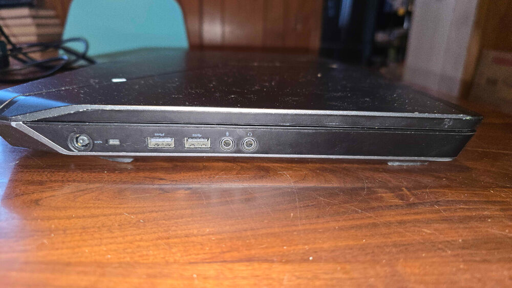 Refurbished Alienware 17 R2 Gaming Laptop - Intel i7, GTX 980M, 16GB RAM