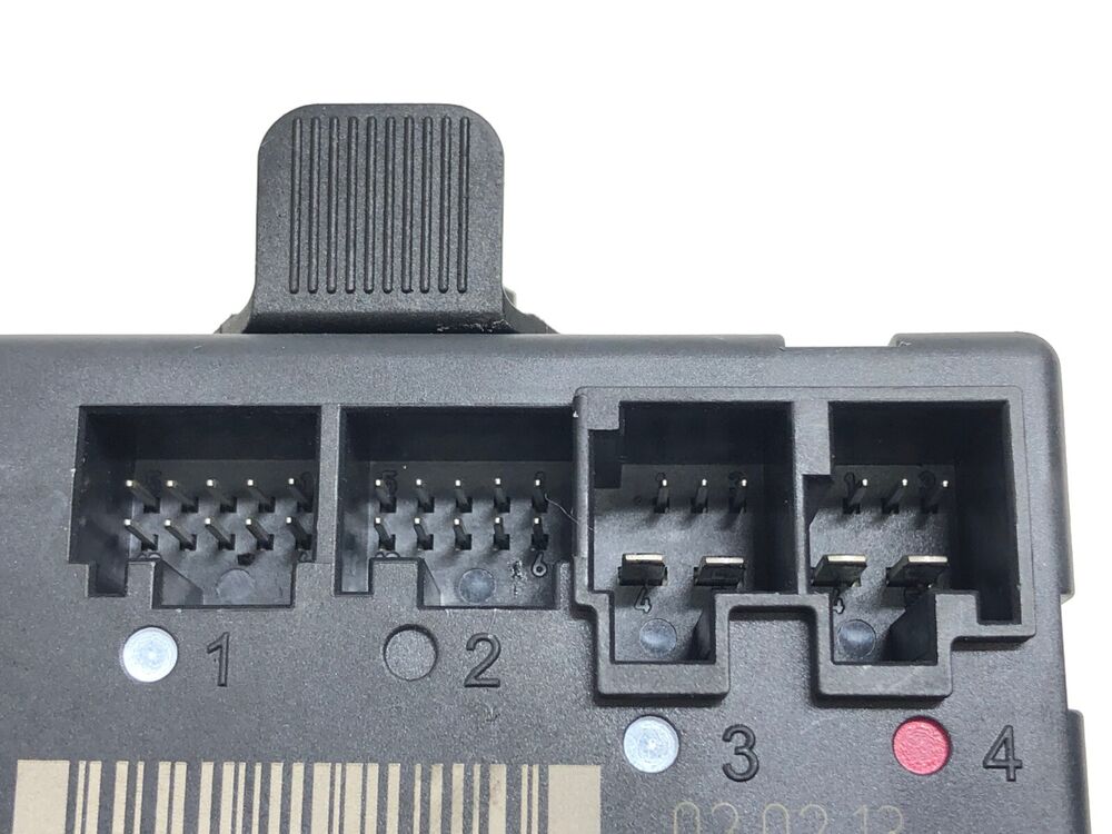 2012-2018 Mercedes CLS550 Left Driver Front Door Control Module OEM