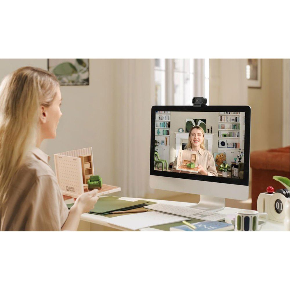 Insta360 Link 2C AI-Powered 4K Webcam - Premium Video Conferencing Solution