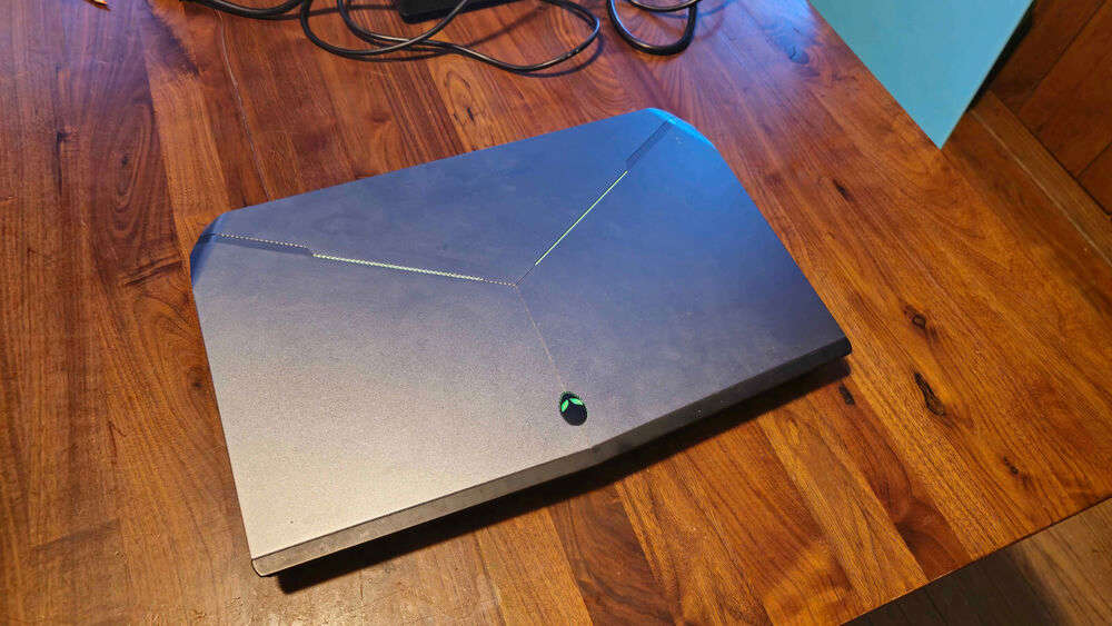 Refurbished Alienware 17 R2 Gaming Laptop - Intel i7, GTX 980M, 16GB RAM