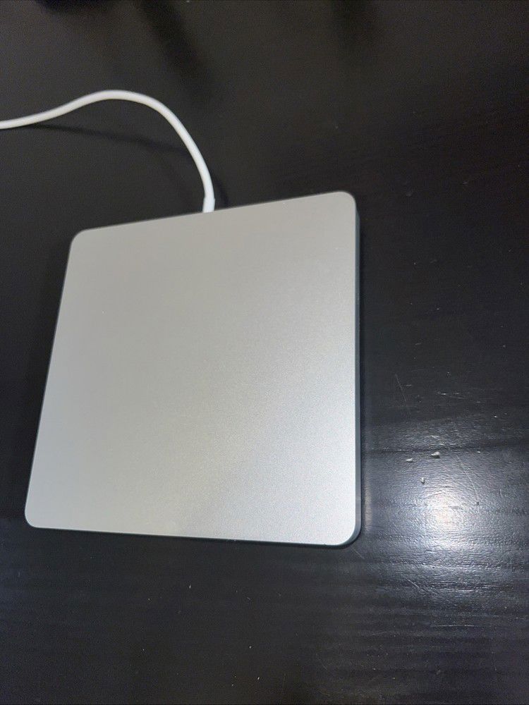 Apple USB Superdrive A1379 - External Optical Drive
