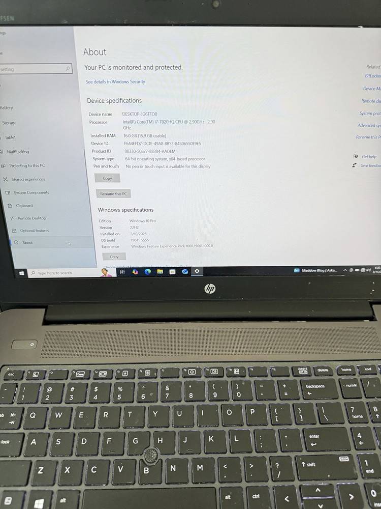 HP Zbook 15 G4 Laptop with Intel i7-7820HQ, 16GB RAM, 500GB SSD