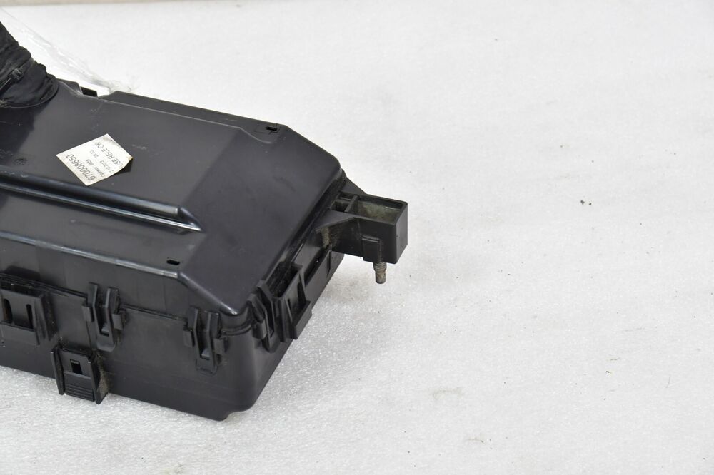2014-2017 Maserati Ghibli Front Fuse Relay Electrical Wire Box OEM