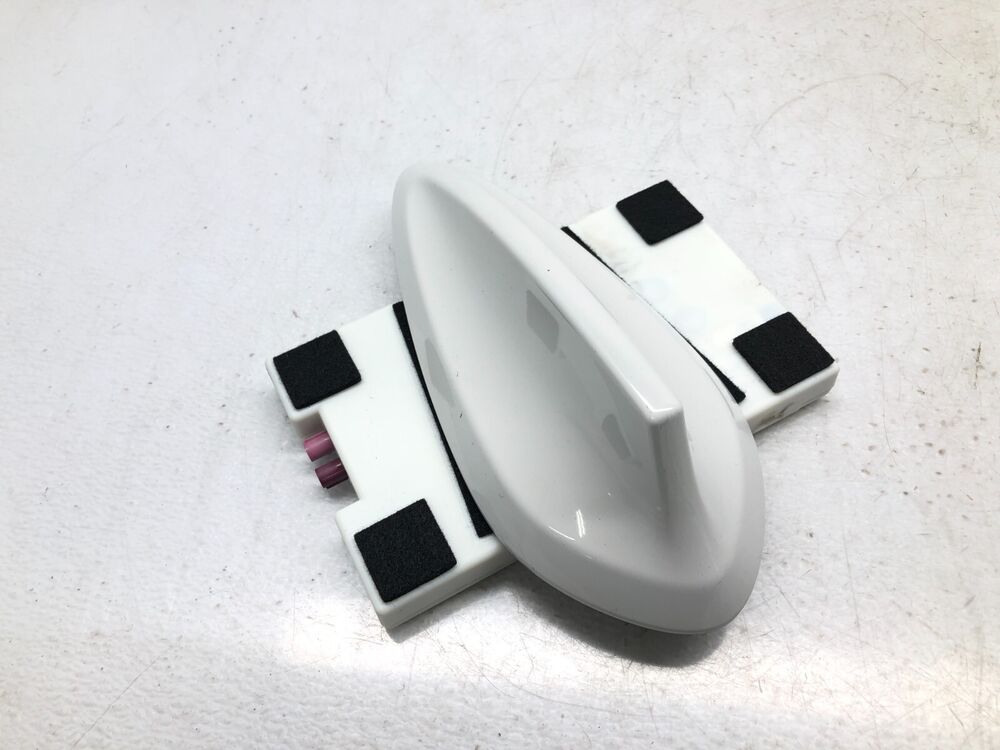 2017-2020 BMW 430i F36 Gran Coupe Roof Antenna with Telematics Control Module OEM