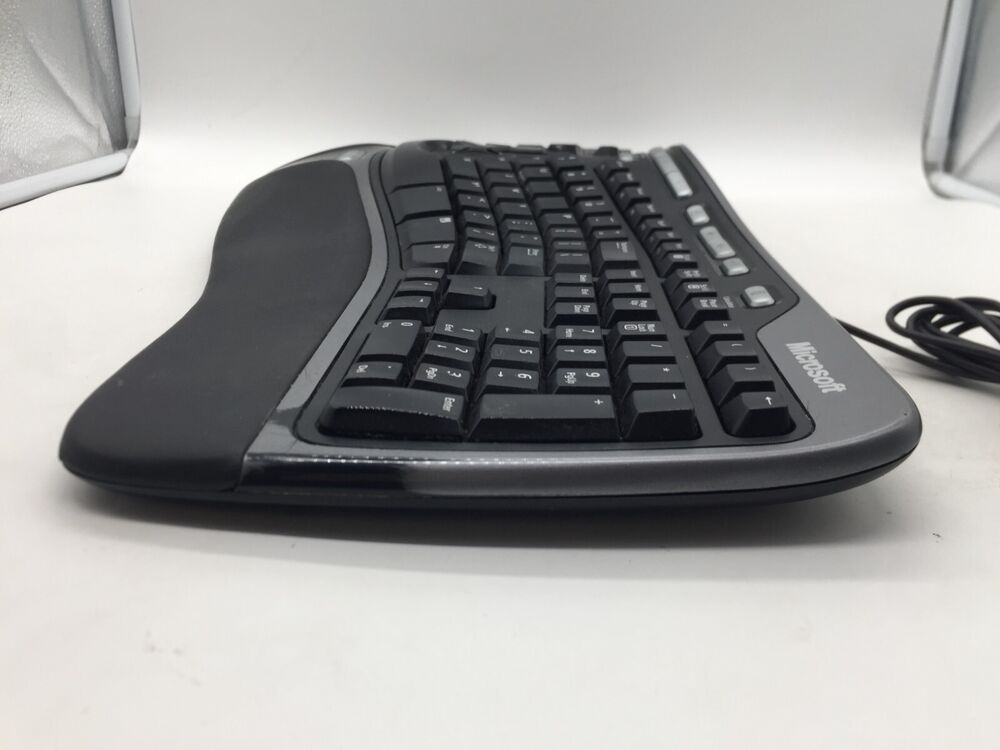 Microsoft Natural Ergonomic Keyboard 4000 v1.0 KU-0462 USB Wired