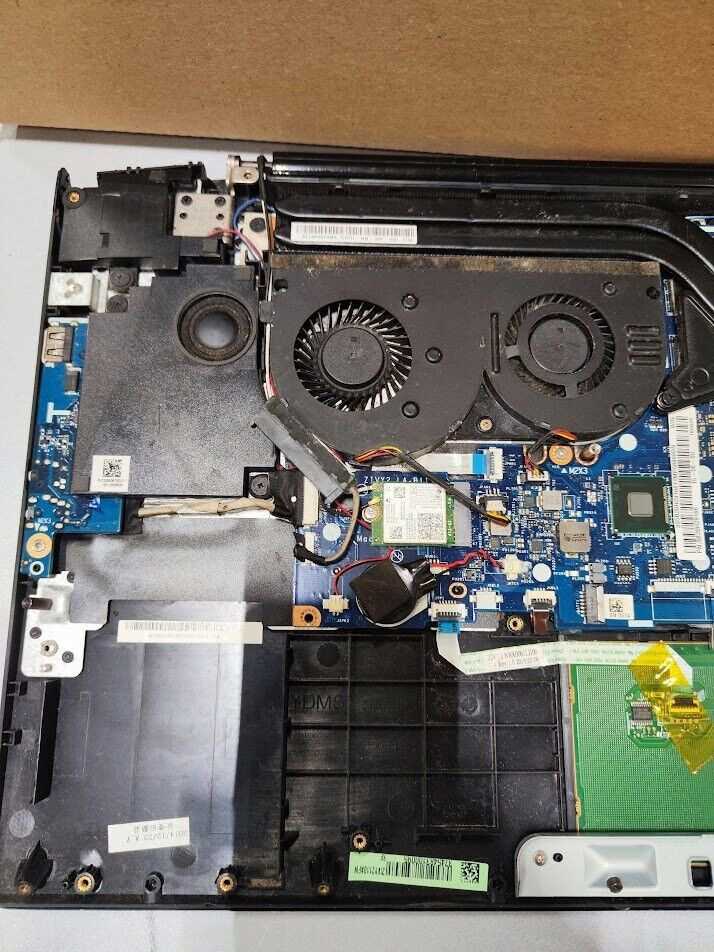 Lenovo IdeaPad Y50-70 Gaming Laptop - High-Performance Gaming Machine