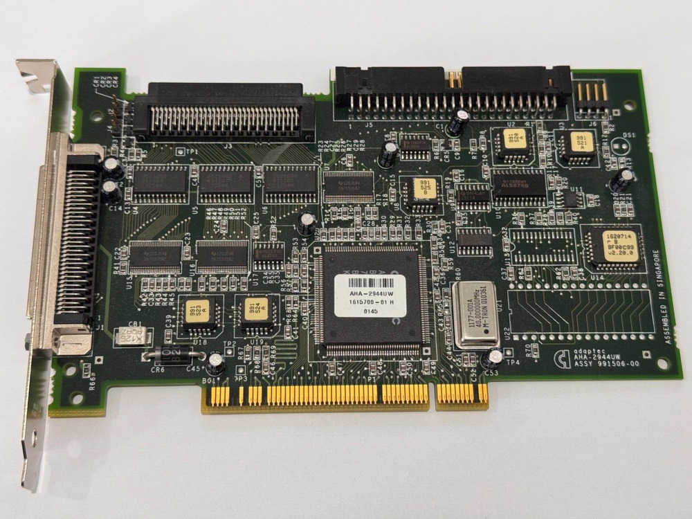 Adaptec AHA-2944UW PCI SCSI Card with Cables