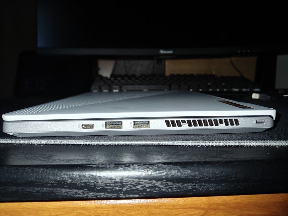 ASUS ROG Zephyrus G14 Gaming Laptop