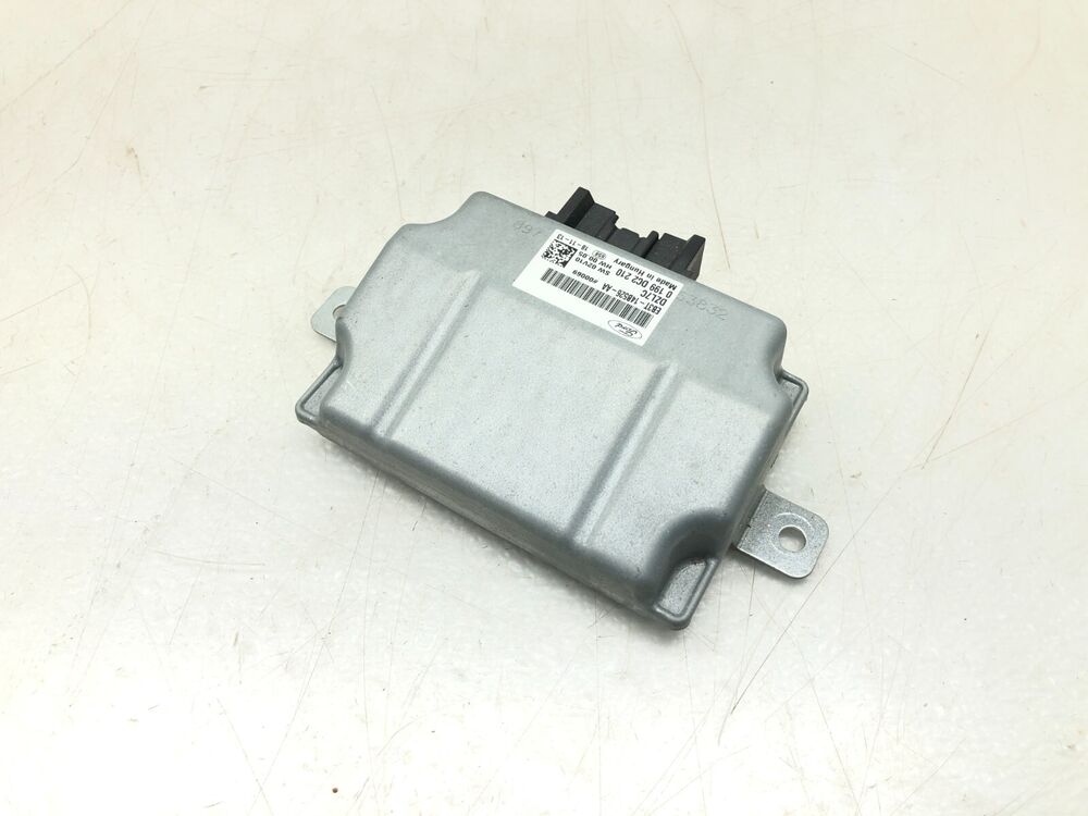 2018-2019 Lincoln Navigator Power Supply Voltage Stabilizer Control Module OEM