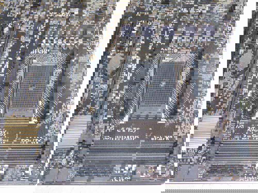 ASUS A68HM-PLUS FM2 Motherboard - Tested and Working