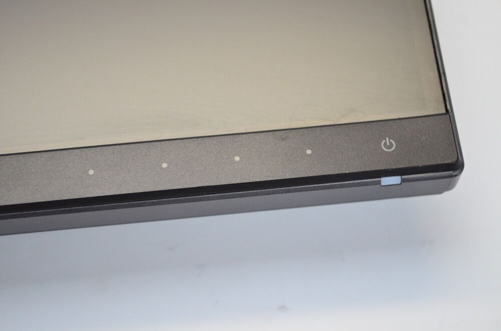 Dell Ultrasharp U2415b 24" Widescreen LCD Monitor - DisplayPort, HDMI
