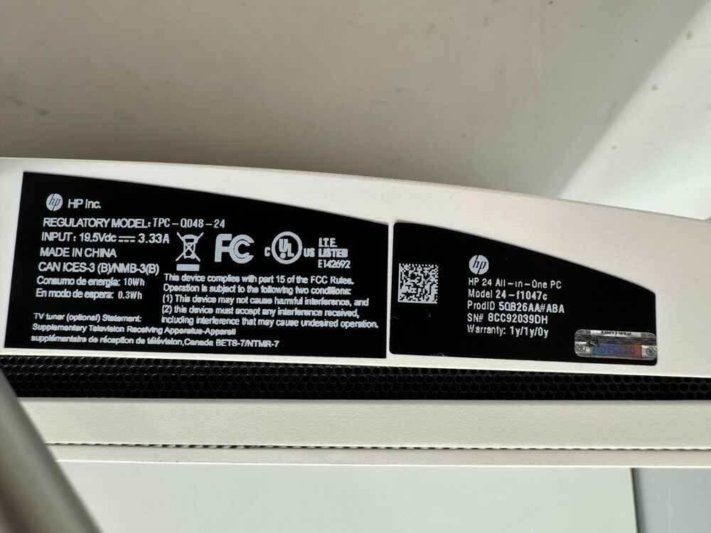 HP 24-F1047c 24" All-In-One Ryzen 3 PC with Windows 11