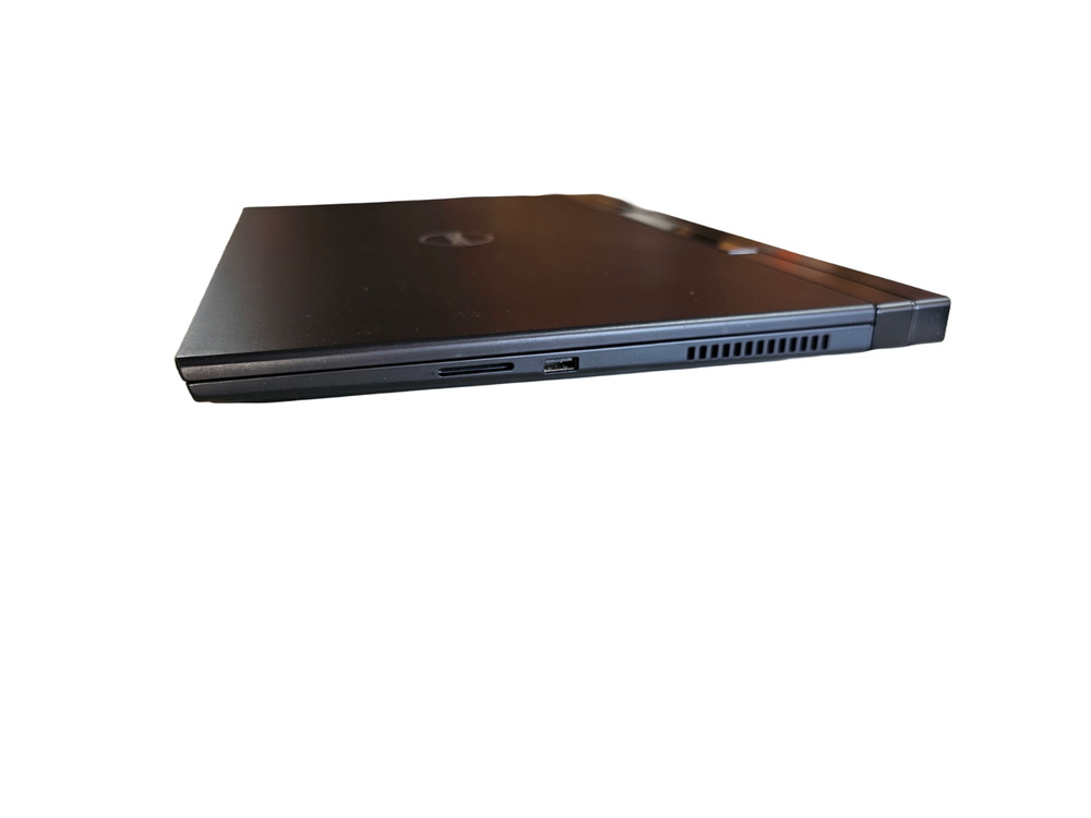 Dell G7 7700 Gaming Laptop with 17.3" 300Hz Display and RTX 2070 GPU