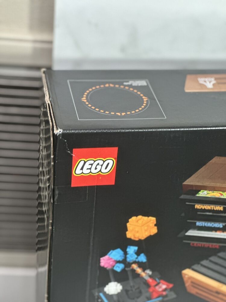 LEGO Atari 2600 Video Computer System Set 10306 - New & Sealed