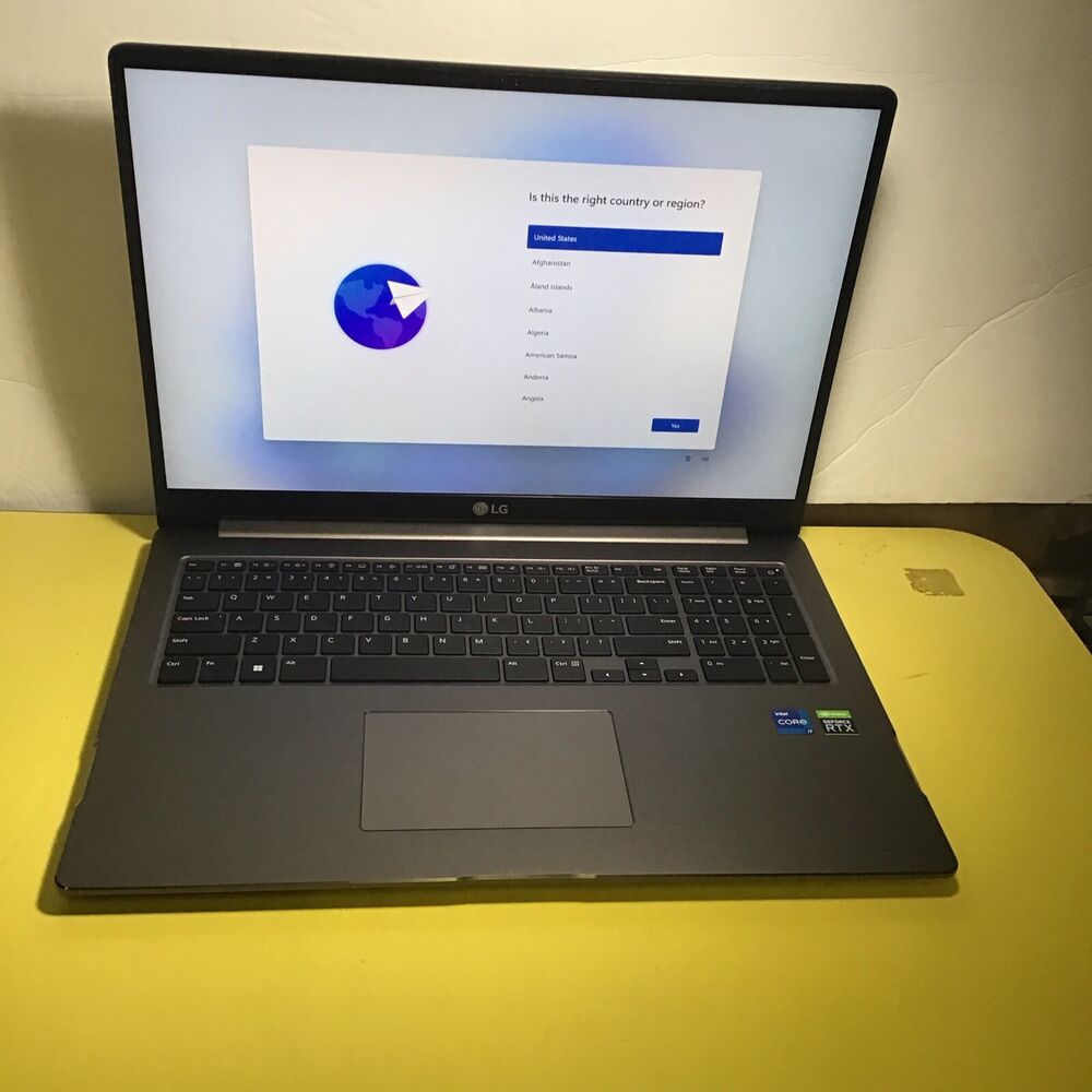 LG UltraPC 17U70Q-P.AAS7U1 - High-Performance Laptop with RTX 3050 Ti