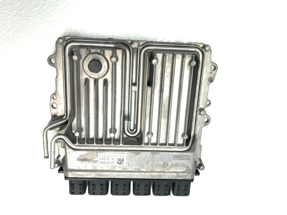 2016-2019 BMW 750I G12 ECU PCM Engine Control Module with Key Lock | OEM