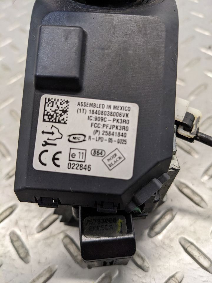 2008-2010 Chevrolet Engine Computer ECU ECM & Ignition Switch Assembly with Key