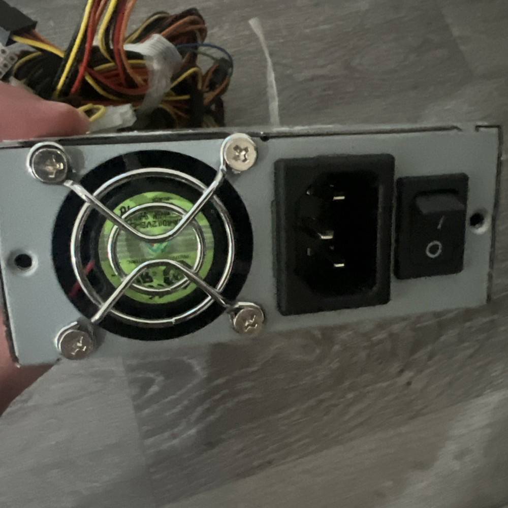XEAL TC-1U70PD8 700W Power Supply Unit