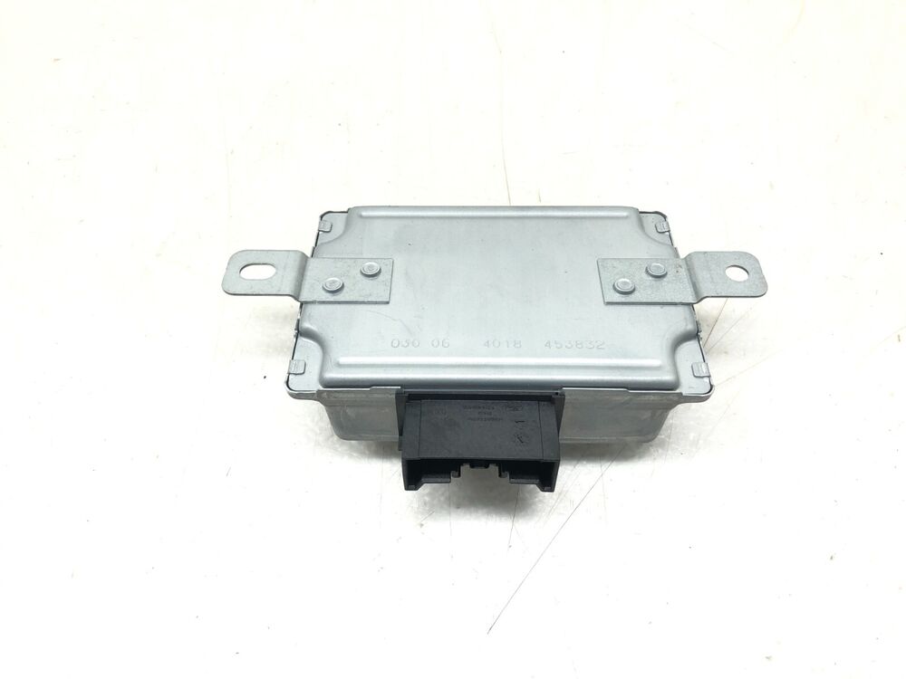 2018-2019 Lincoln Navigator Power Supply Voltage Stabilizer Control Module OEM