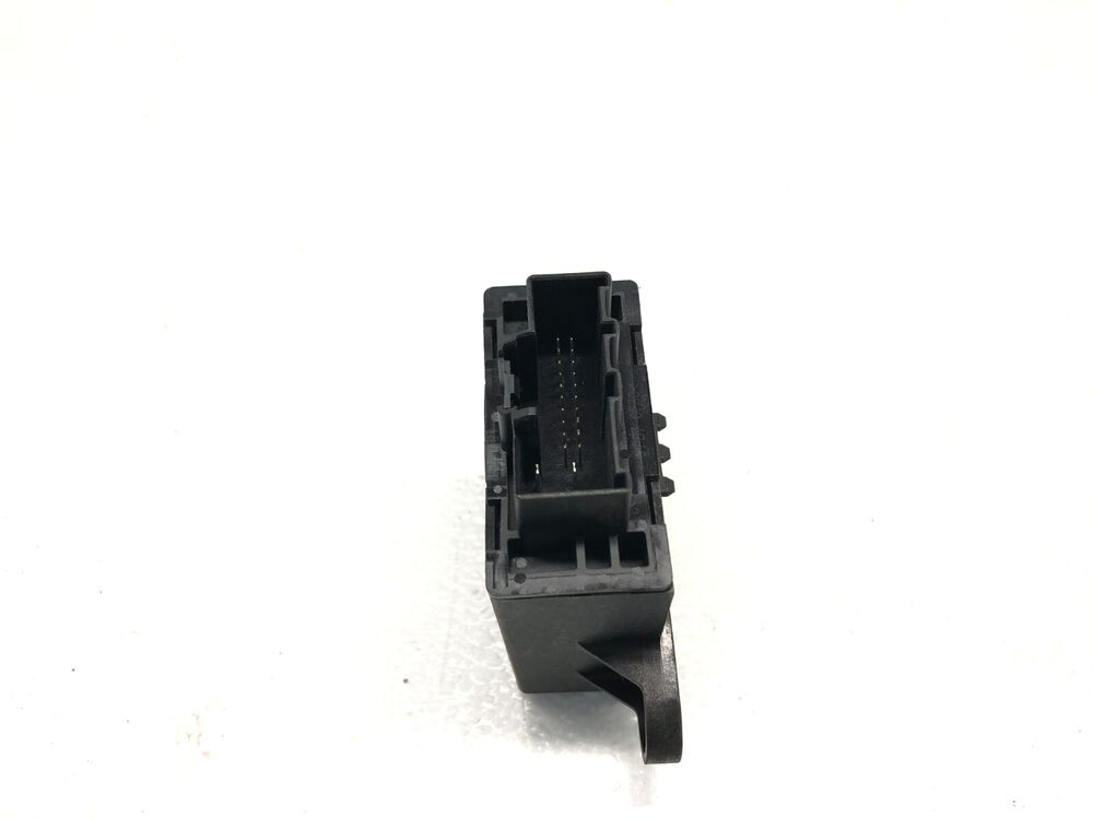 2019-2023 Lincoln Nautilus Right Passenger Rear Door Control Module OEM