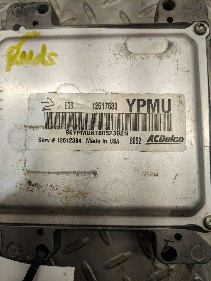 2008-2010 Chevrolet Engine Computer ECU ECM & Ignition Switch Assembly with Key