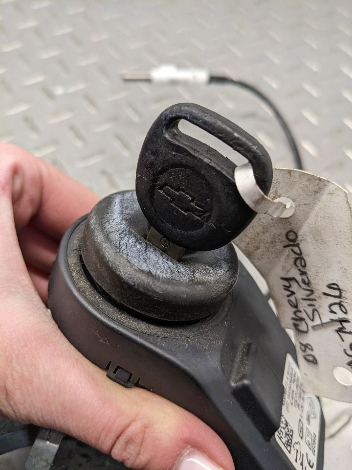 2008-2010 Chevrolet Engine Computer ECU ECM & Ignition Switch Assembly with Key