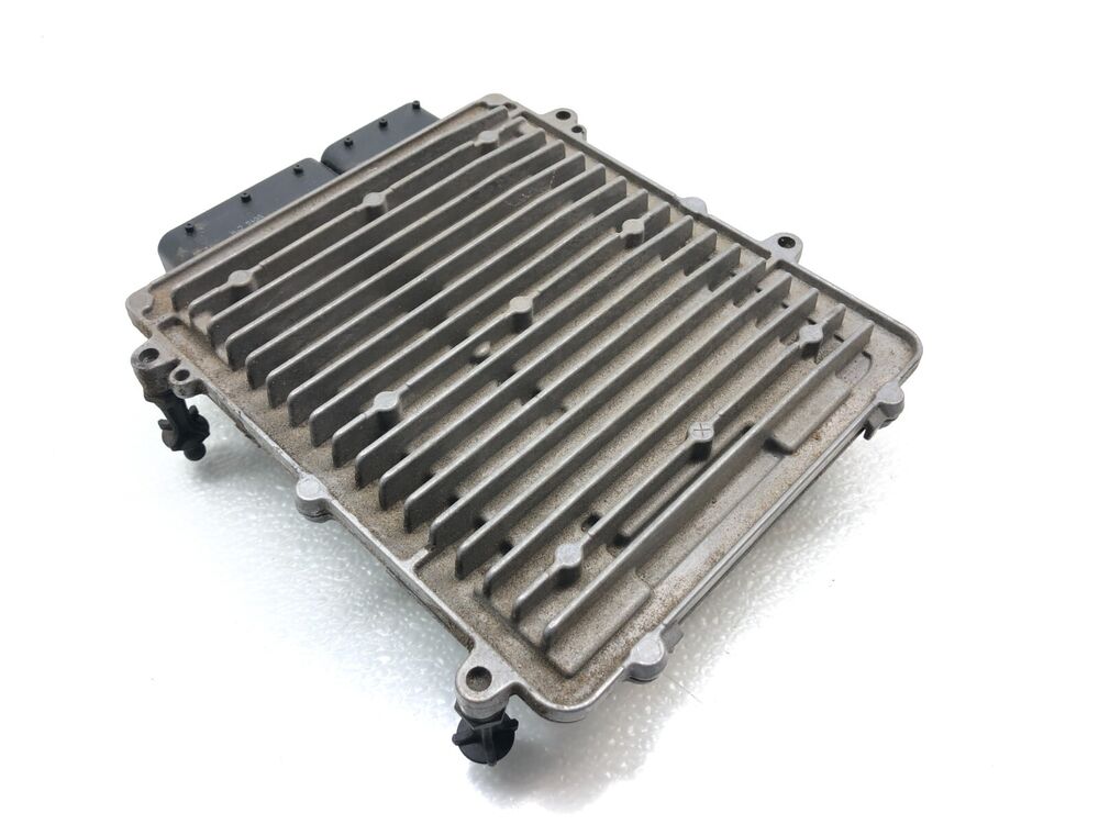 2007-2012 Mercedes CLS550 CLK550 4.6L Engine ECU Computer with Key & Start, OEM