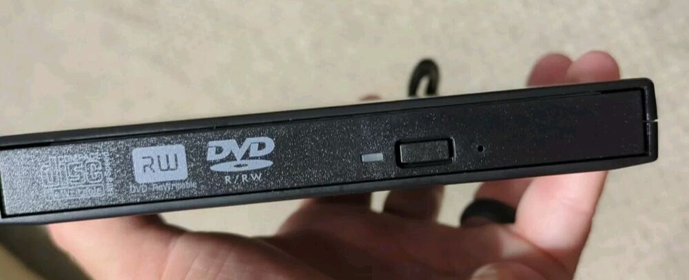 Digital Treasures Slim External DVD/RW Drive