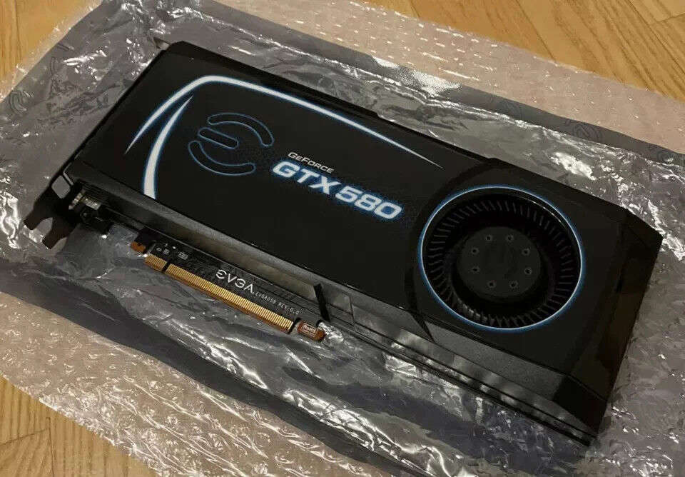 EVGA GeForce GTX580 1.5GB GDDR5 PCI-E Graphics Card - DVI, Mini HDMI