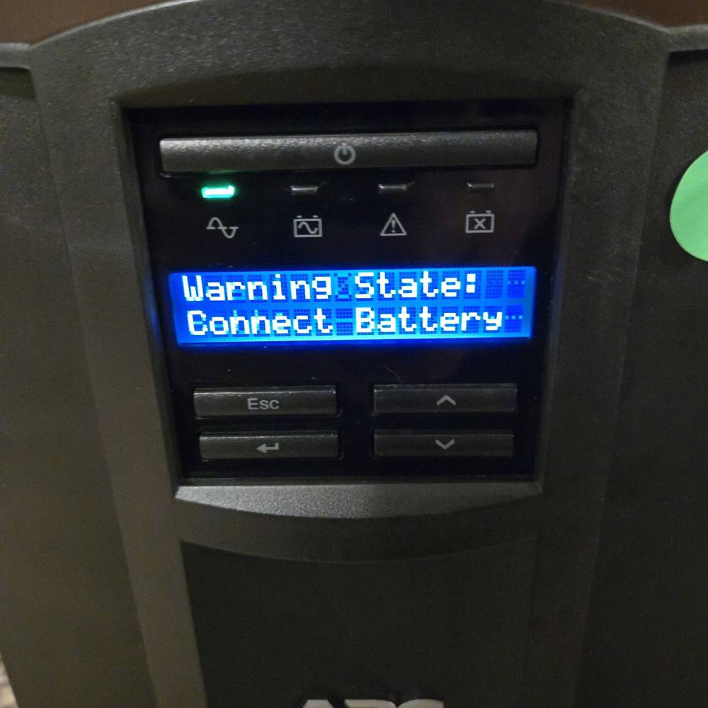 APC Smart-UPS SMT1500 8 Outlet Power Supply - No Battery, Working Condition