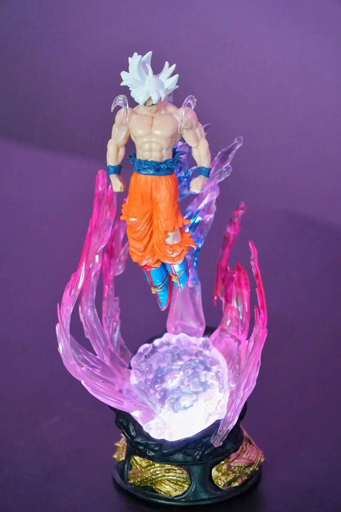 Dragon Ball Son Goku Ultra Instinct Super Saiyan PVC Figure