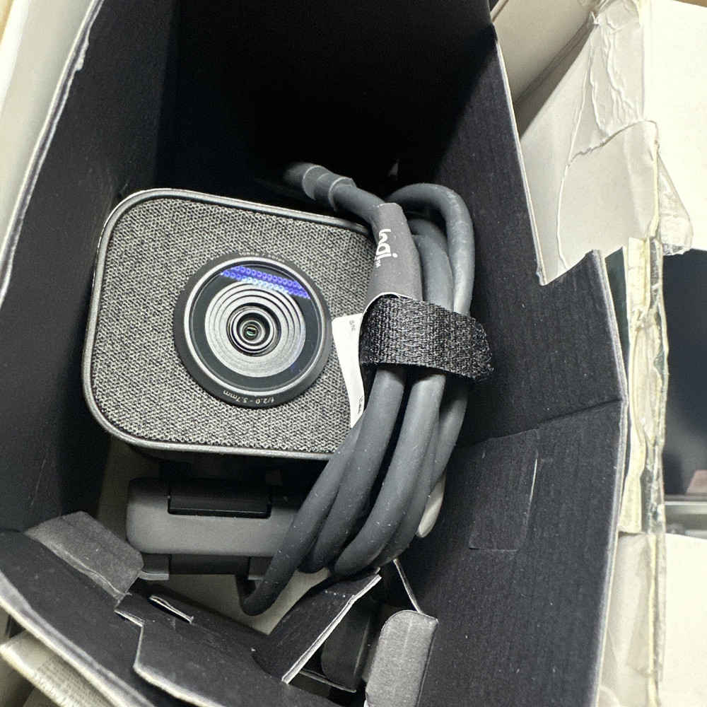 Logitech StreamCam Live Streaming Webcam - 1080p HD at 60fps