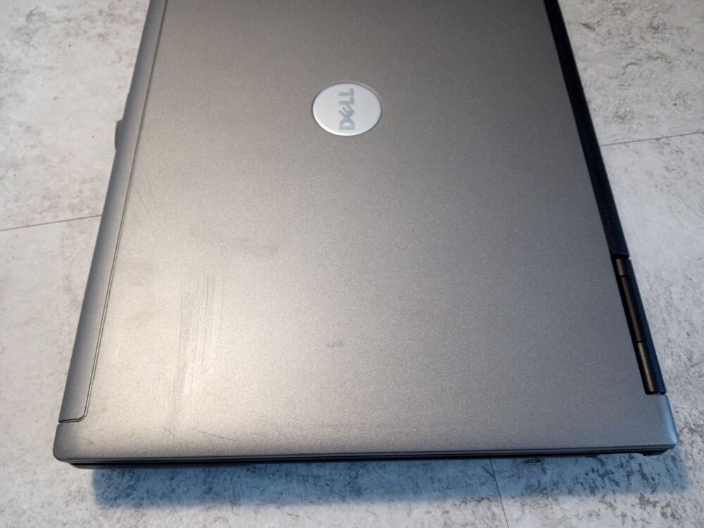 Dell D620 Laptop - 1.66GHz, 2GB RAM, Windows XP, WiFi, DVD Drive