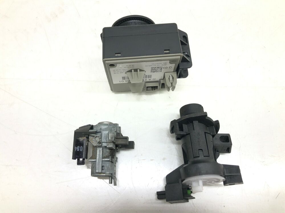 2012-2014 Mercedes-Benz CLS550 4.6L V8 Engine ECU Control Module - OEM
