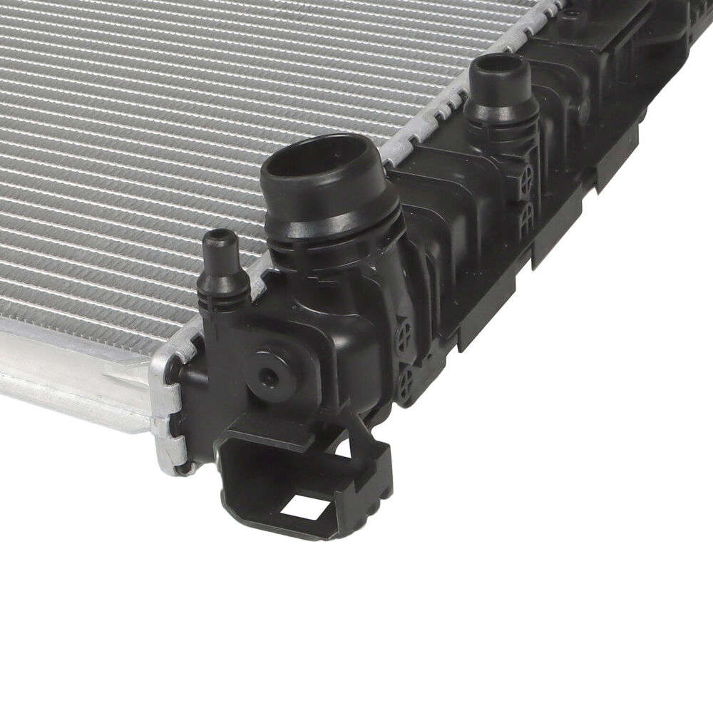 Radiator without Oil Cooler for 2017-2018 BMW 530i, 540i, 740i xDrive L6 3.0L