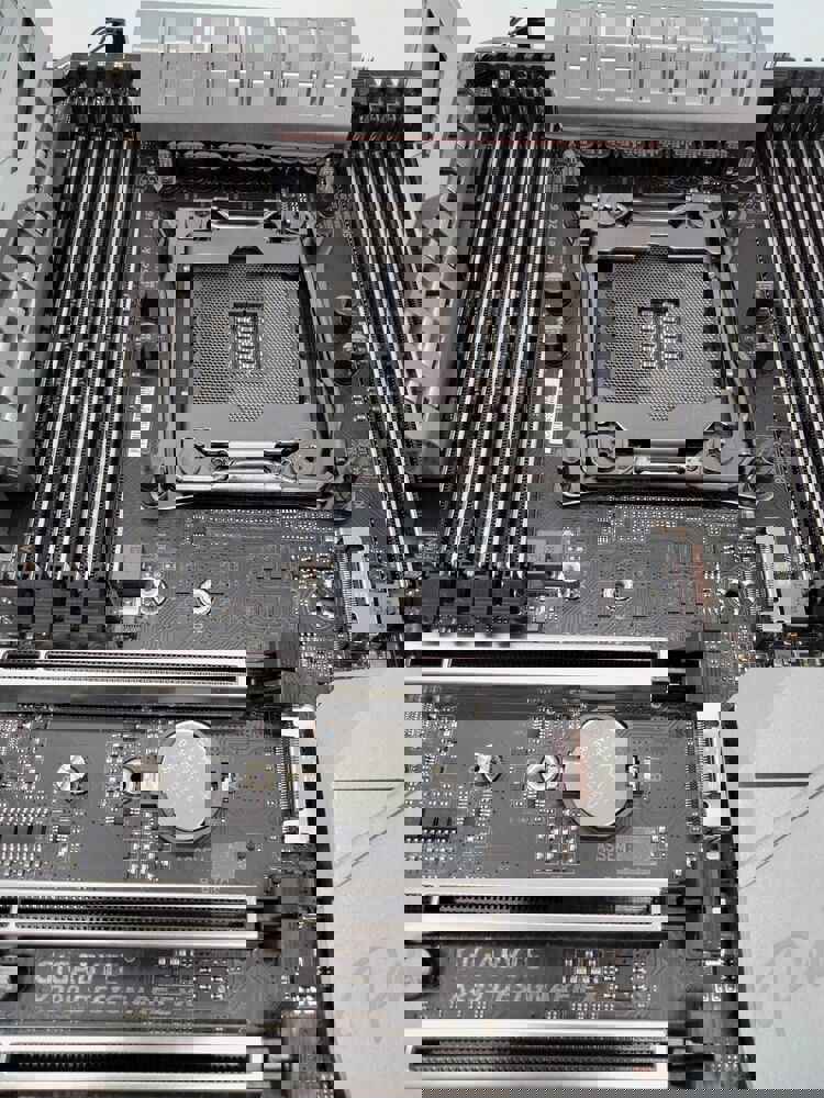 Gigabyte X299 DESIGNARE EX ATX LGA2066 Motherboard
