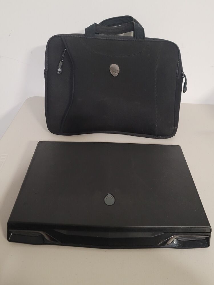 Alienware M14x R2 - 14 Inch Laptop with Intel Core i7, 64GB RAM, 512GB HDD, and GeForce GT