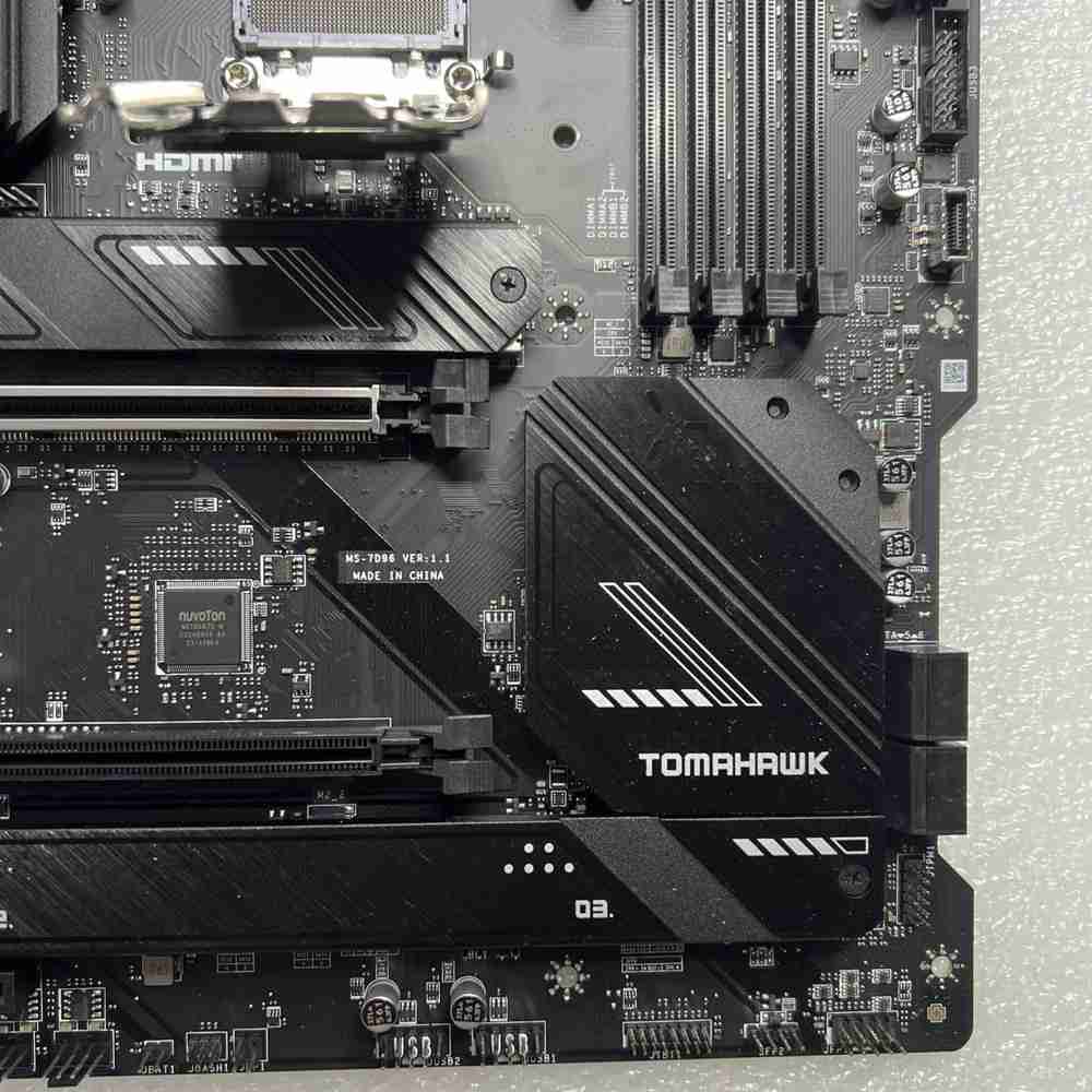MSI MAG B760 TOMAHAWK WiFi DDR4 LGA 1700 ATX Intel Motherboard
