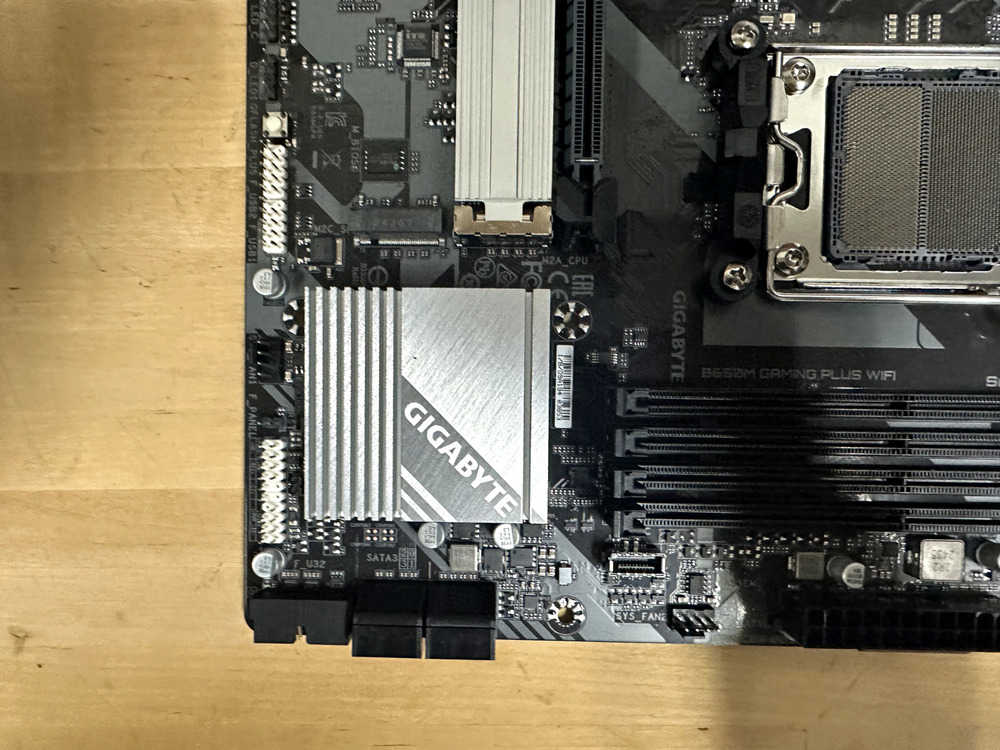 Gigabyte B650M GAMING PLUS WIFI 1.X Motherboard